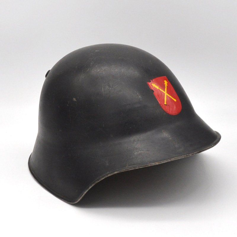 Pompieri: Stahlhelm Modell 40/63 Feuerwehr – Usato da Uerkheim venduto da fabulafero 1