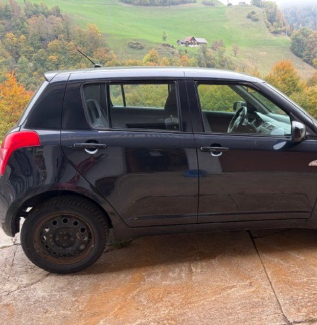 Suzuki Automobili: Suzuki Swift mit MFK – Usato da Melchtal venduto da TheSachs 2