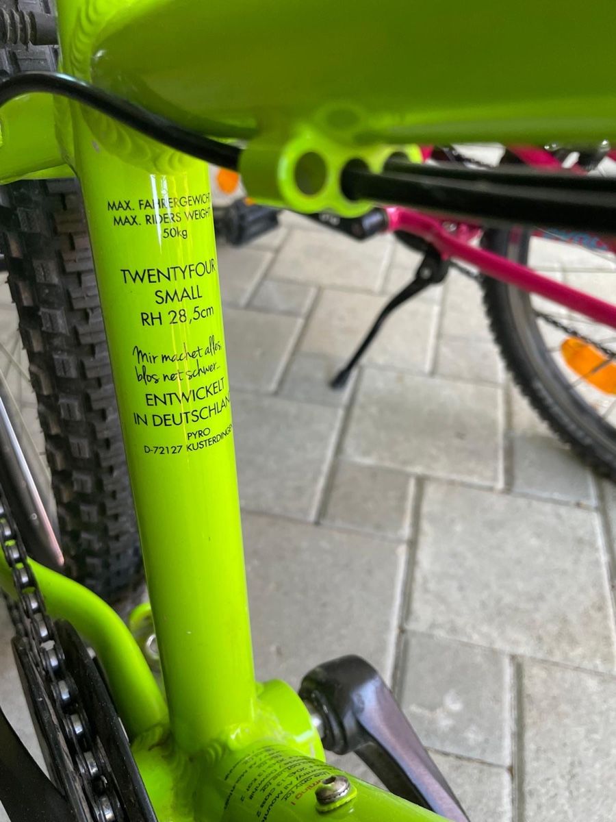 Pyro Biciclette: Cooles Pyro Twentyfour Kinderfahrrad, Grün – Usato da Winistorf venduto da lanma01 1