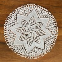 Spitzendeckchen Handarbeit gestrickt rund ca. 26 cm DM