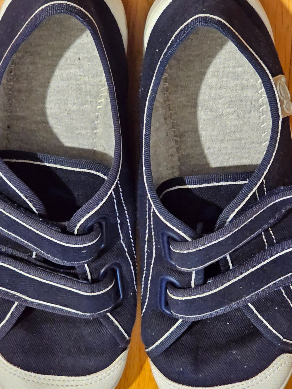 Scarpe per ragazzi: Stoffschuhe gr 37 – Usato da Birmensdorf ZH venduto da eva_9hvs 1