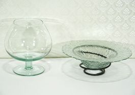 grosses Dekoglas und Glasschale in Metallständer