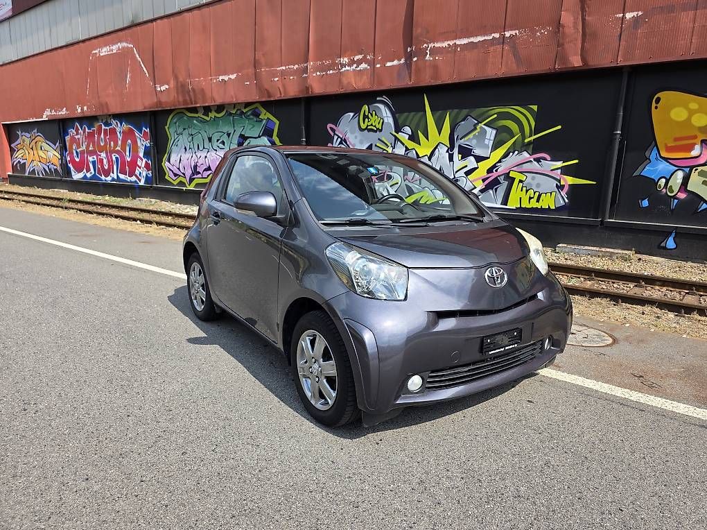Automobili: Toyota IQ    Targabile Da Subito – Usato da Cadenazzo venduto da LuismacchineSagl