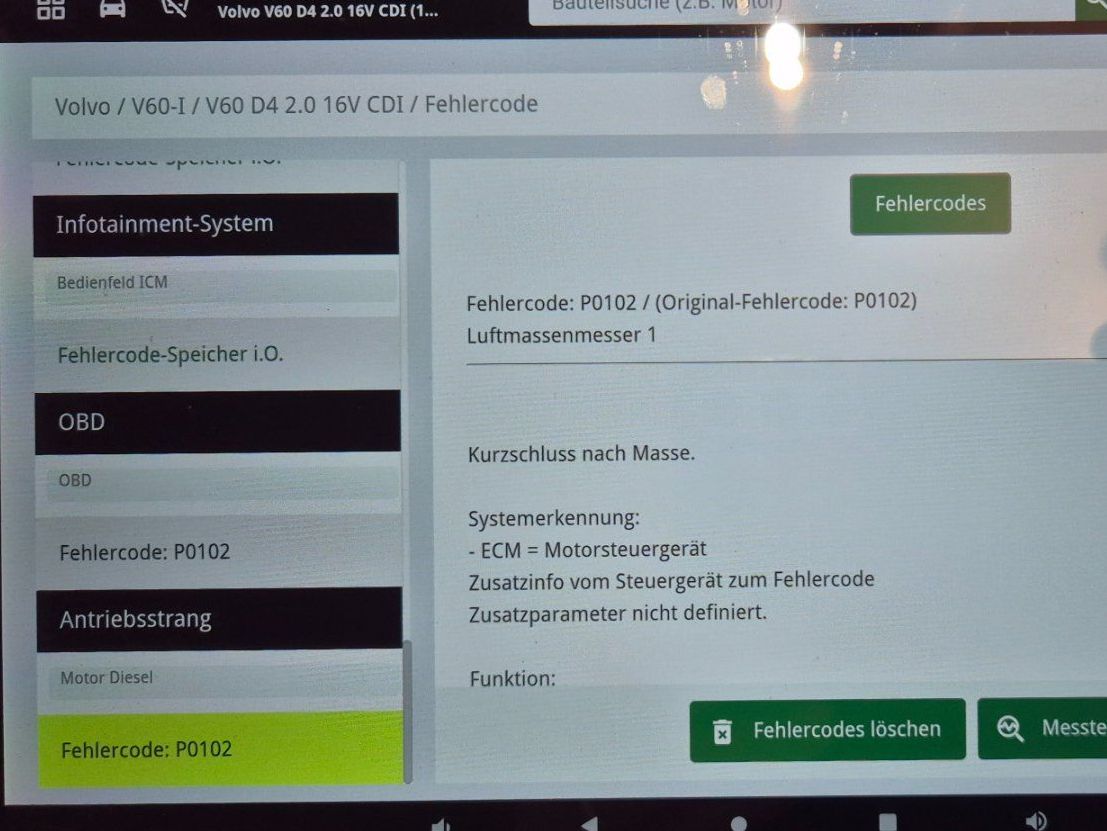 Volvo Automobili: Volvo V60 D4 – Usato da Otelfingen venduto da hof74 8