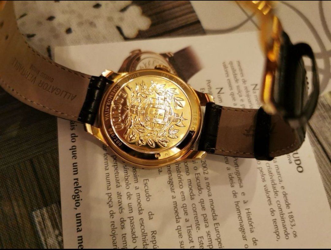 Tissot Orologi: Tissot Escudo em Ouro – Nuovo e nell'imballaggio originale da Bulle venduto da Marcovoador 3