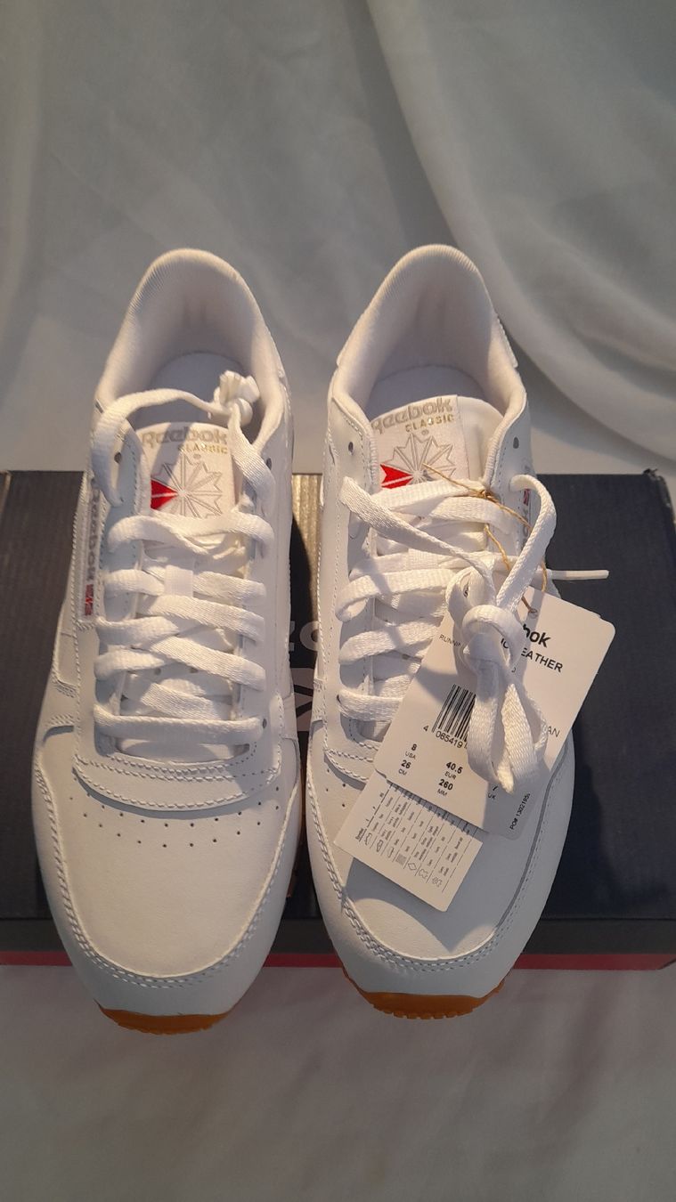 Reebok Scarpe da uomo: Reebok Classic Leather blanche neuve, taille 40.5! – Nuovo e nell'imballaggio originale da st.gallen venduto da The_Rag_Picker. 2