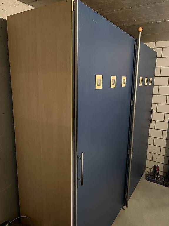 Armadi: Kasten, Schrank mit Schiebetüren – Usato da Reiden venduto da Hgeri 1