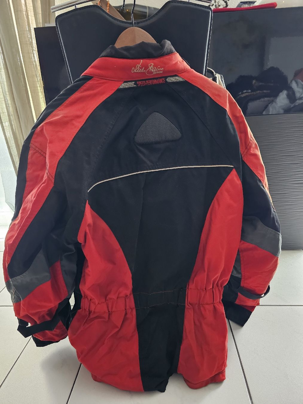 Protezioni & Imbottiture: Gebrauchte Motorrajacke, Grösse 2XL, Rot/Schwarz - Super Dea – Usato da Zürich venduto da -iwan- 3