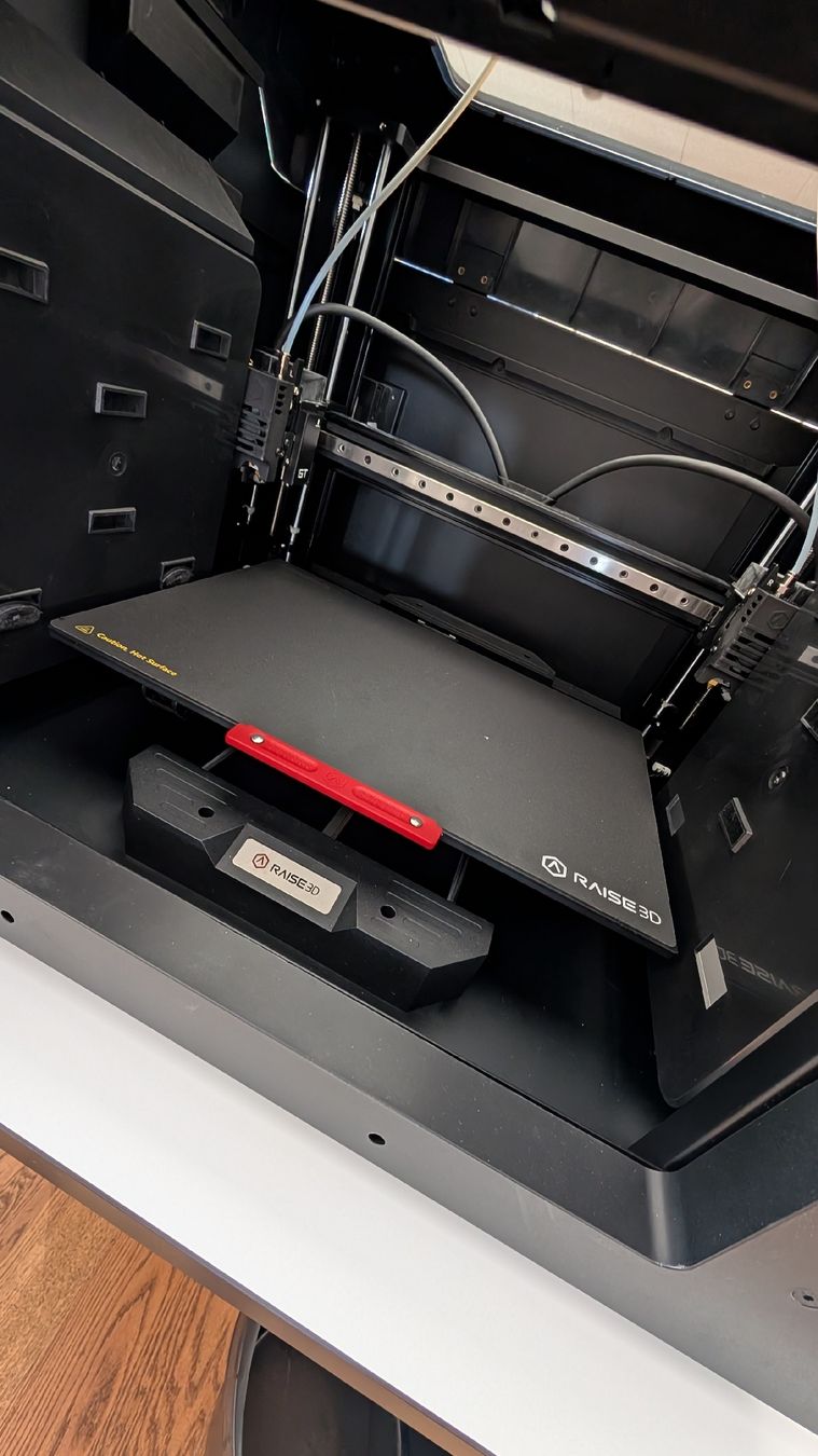 Stampanti 3D: 3D Drucker Raise3D E2 guter Zustand – Nuovo (secondo la descrizione) da Frauenfeld venduto da Brunator 1