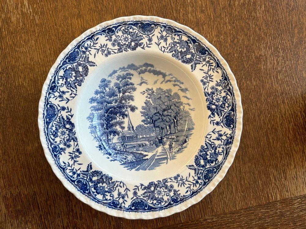 Lot De Deux Assiettes à Tarte Fiesta Ware - Grandes Et Petites - Post 86 - État Correct
