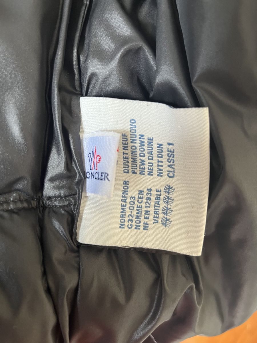 Moncler Giacche: Moncler Women's Down Puffer Jacket - Black – Usato da Mies venduto da nic_yk5d 9