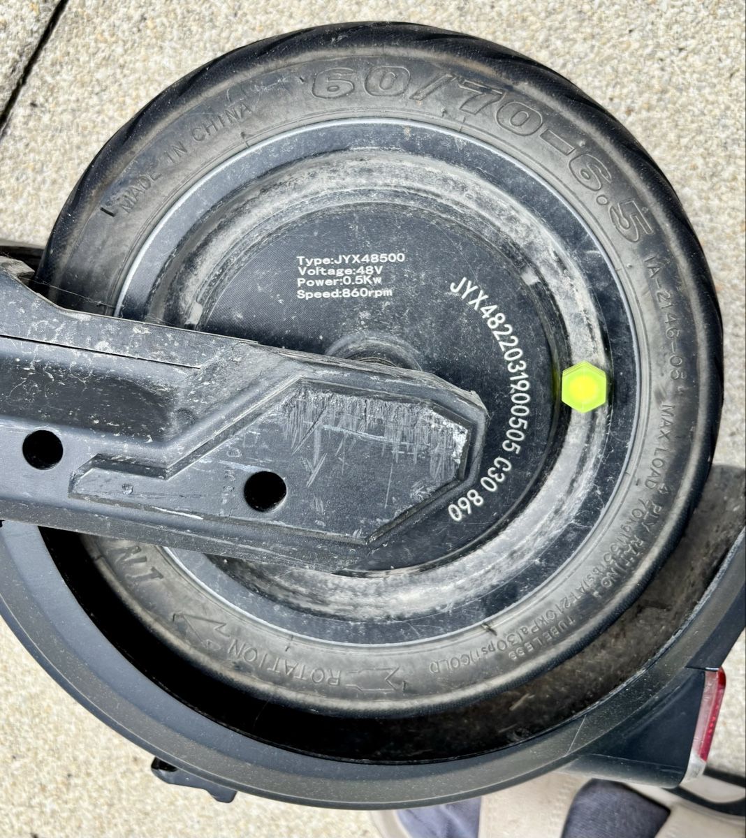VMAX Kickboard: VMAX VX 2 ST 500 W eTrottinette – Usato da Magden venduto da Gaero 3