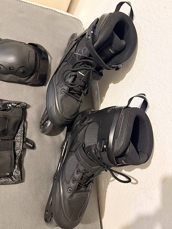 Inline-Skating & Rollschuhe: 47 Rollers Oxelo Fit 100 + Kit de protections complet – Gebraucht aus Lausanne von YannGrzesiak 3