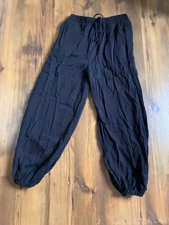 Leichte Stoffhose Gr. M