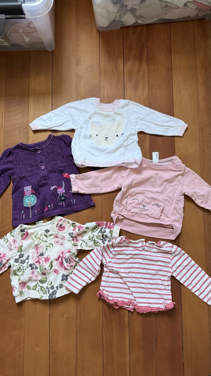 Lotti & Set di vestiti: Kleiderpaket Grösse 68 – Usato da Zürich venduto da Daniman