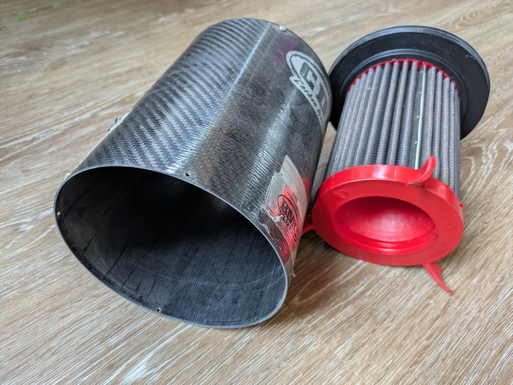 BMC Sonstiges Fahrzeugzubehör: BMC CDA Carbon Dynamic Airbox Luftfilter – Defekt aus Buchs LU von bs_hl7w 1