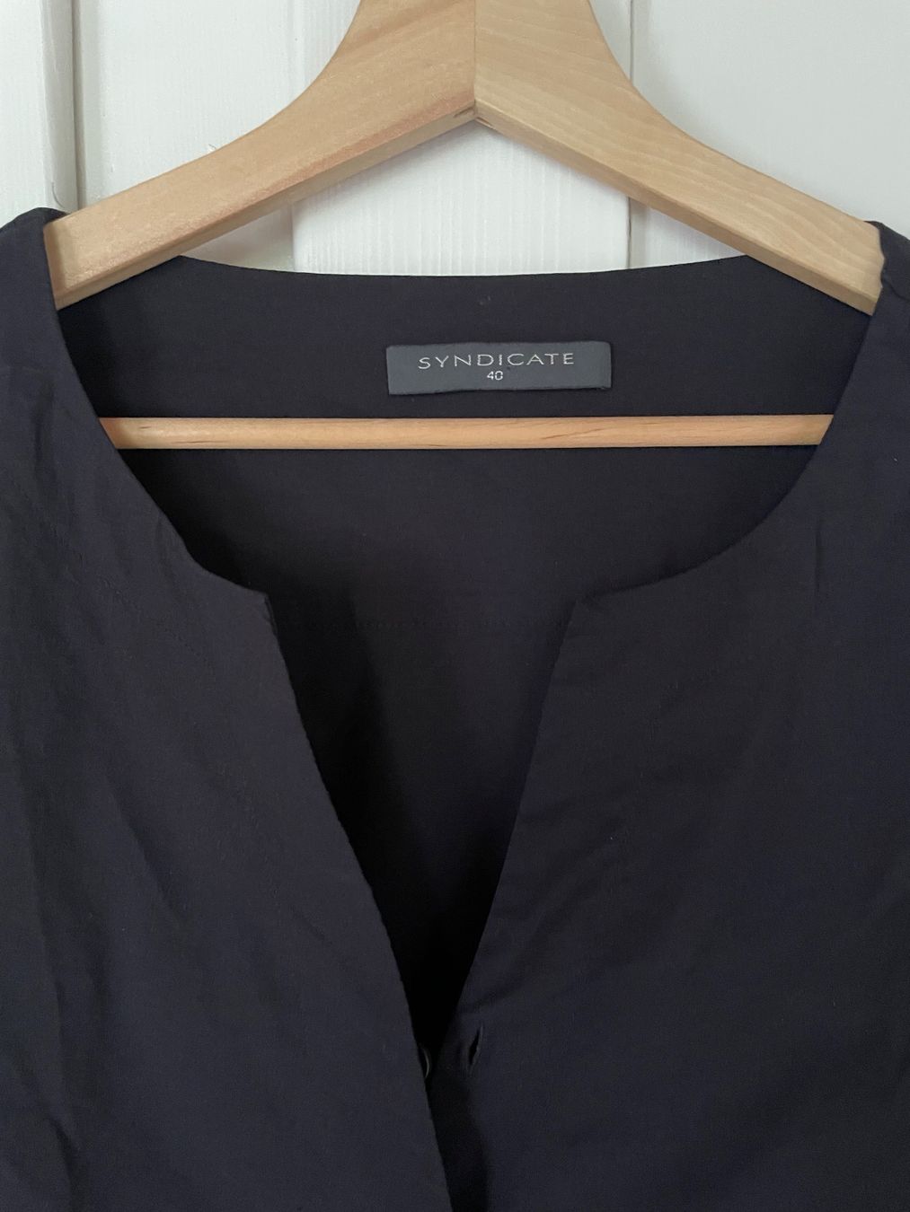 Blusen: Schwarze langarmige Bluse von Syndicate – Gebraucht aus Lotzwil von malien74 1