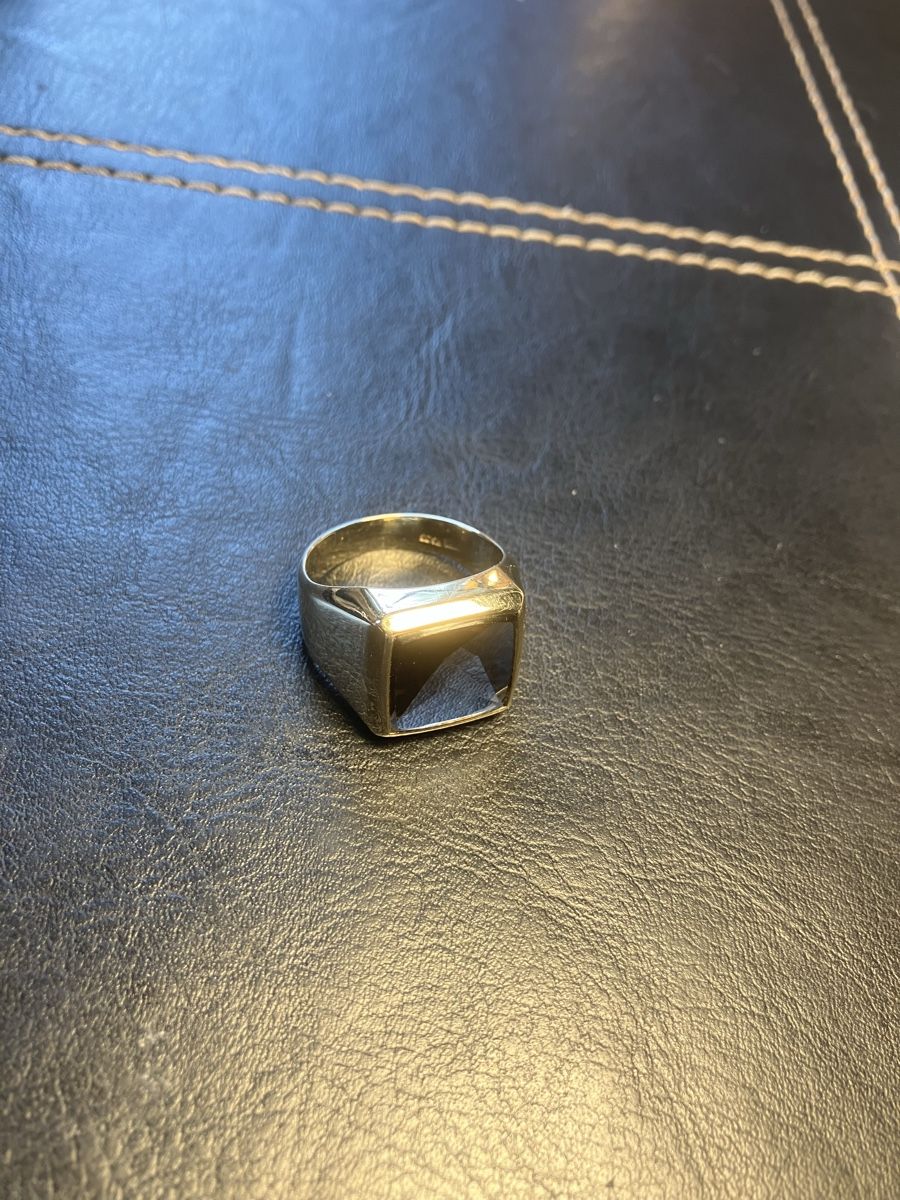 Anelli: Gelbgold  Ring  333  ,  8 Karat   Feingehalt – Usato da Herisau venduto da Penholder 4