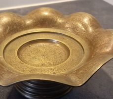 Magnifique coupe décorative en laiton doré