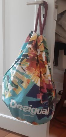 Grosse Desigual Rucksack bunte Muster NEU Zustand! Baumwolle