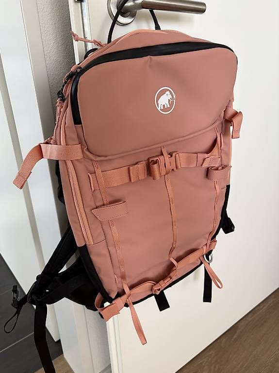 Mammut Zaini: Mammut Nirvana 22 Women Rucksack – Nuovo (secondo la descrizione) da Eschlikon TG venduto da eva_gpz8