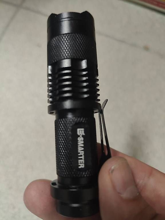 Lampade: Taschenlampe, AA Batterie, neu – Nuovo (secondo la descrizione) da Stäfa venduto da TBStaefa