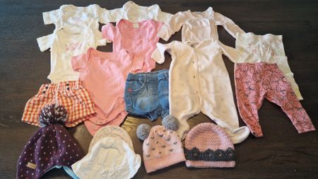 Kleiderpaket Mädchen, 3 Monate, Grösse 60-68