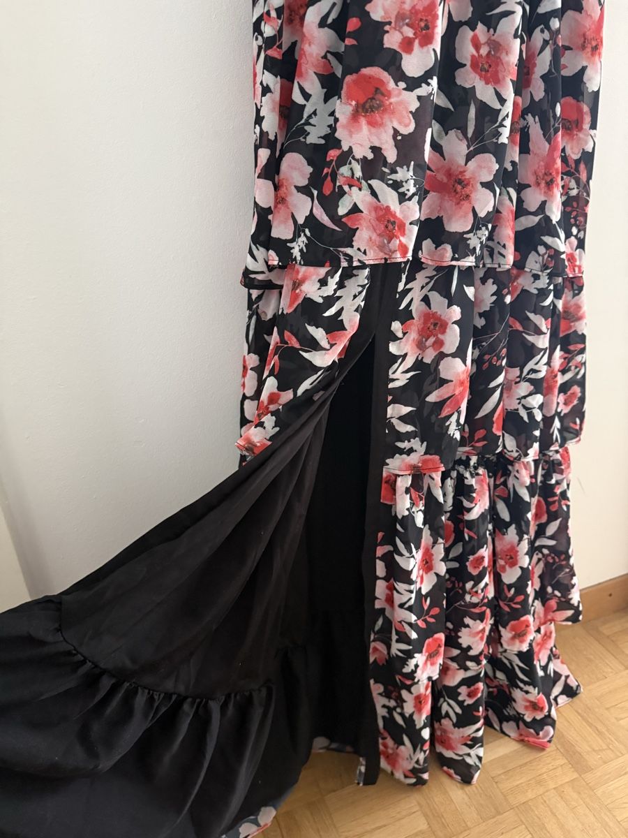 Guess Kleider: Vestito Guess – Gebraucht aus Genève von val_y2r2 2