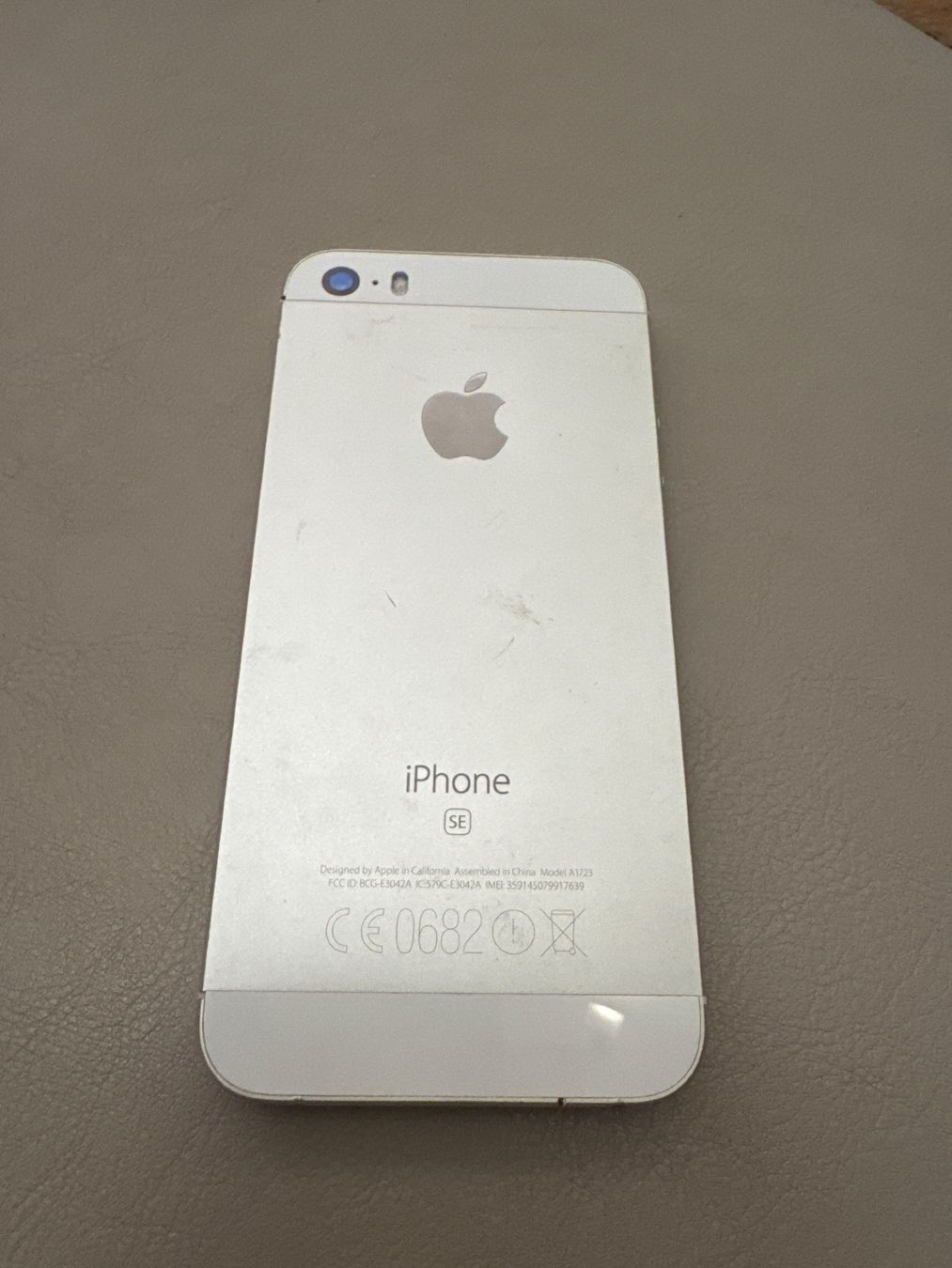 Apple Handys / Smartphones: iPhone SE – Defekt aus Adliswil von Busys 1