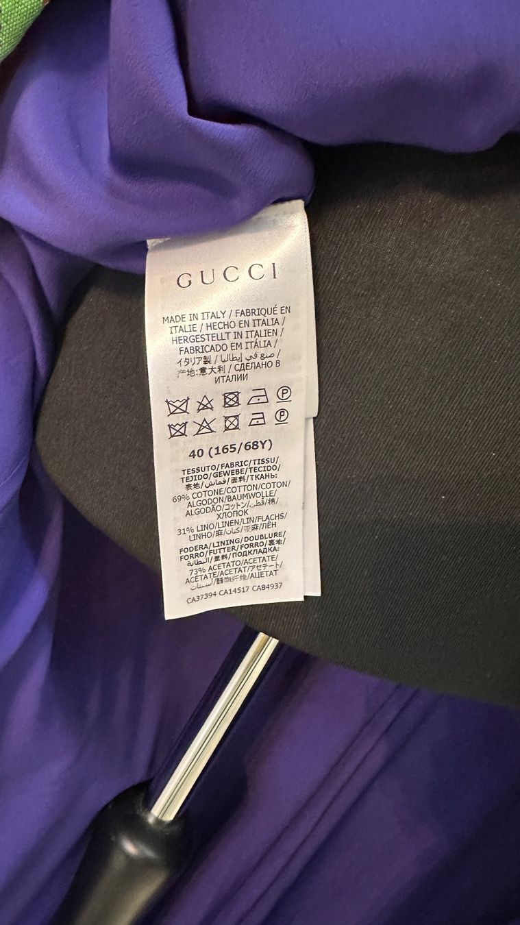 Costumi: Gucci Kostüm – Nuovo e nell'imballaggio originale da Lachen SZ venduto da HelvetiaLuxury 8