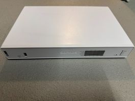 Sophos XGS 116 Firewall - Top Zustand, sofort verfügbar!