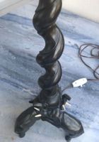 Antik Lampe mit interessante Lampenfuss