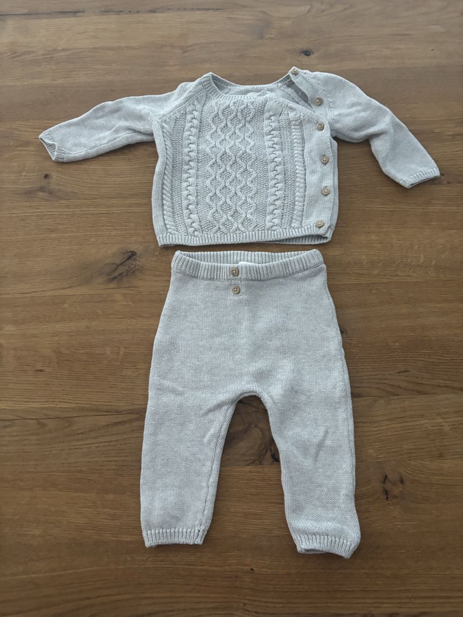 C&A Pullover & Sweatshirts: Warmer Zweiteiler gestrickt – Gebraucht aus Toffen von Mara685