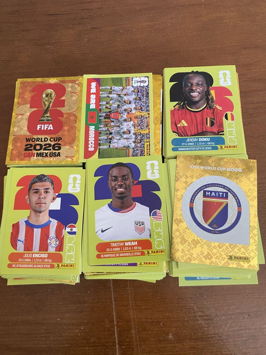 Panini Carte collezionabili: FIFA WM 2026 Sticker Ca 500 Stickers – Nuovo (secondo la descrizione) da Horgen venduto da fil_r5gb 1