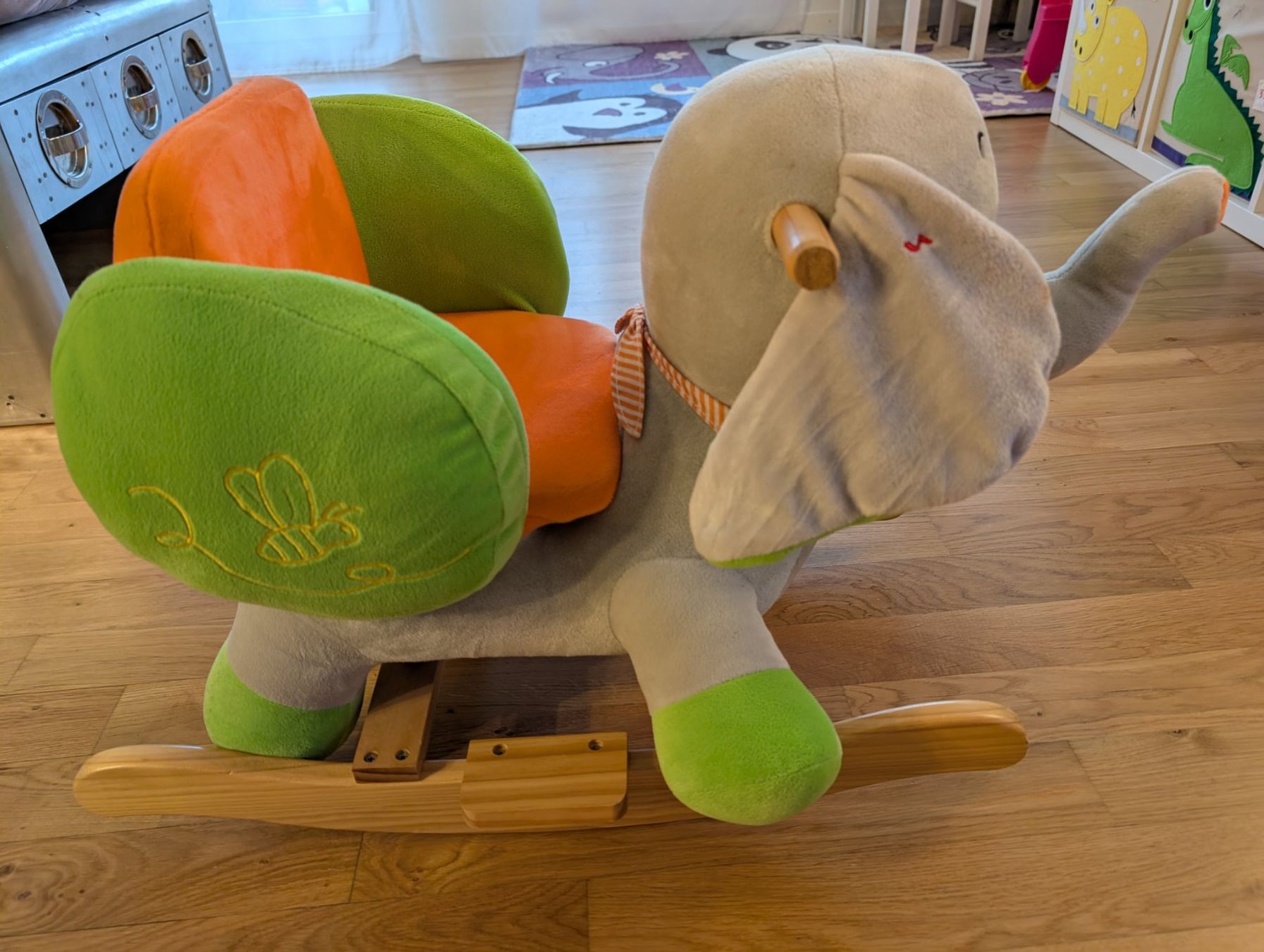 Altre altalene da giardino: Schaukel Elefant mit Sound – Usato da Mettmenstetten venduto da Andi059 2