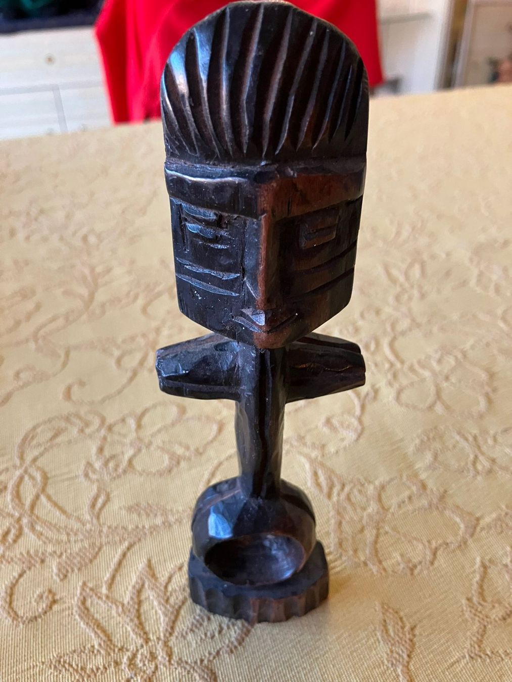 Statuette: Statuetta etnica in legno scuro – Usato da Melano venduto da H-Sara