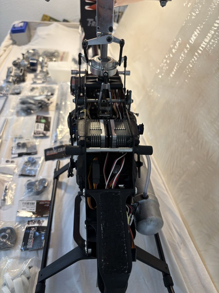 Align RC Modellbau: Très 600 nitro pour pièces – Defekt aus St-George von Naught 1