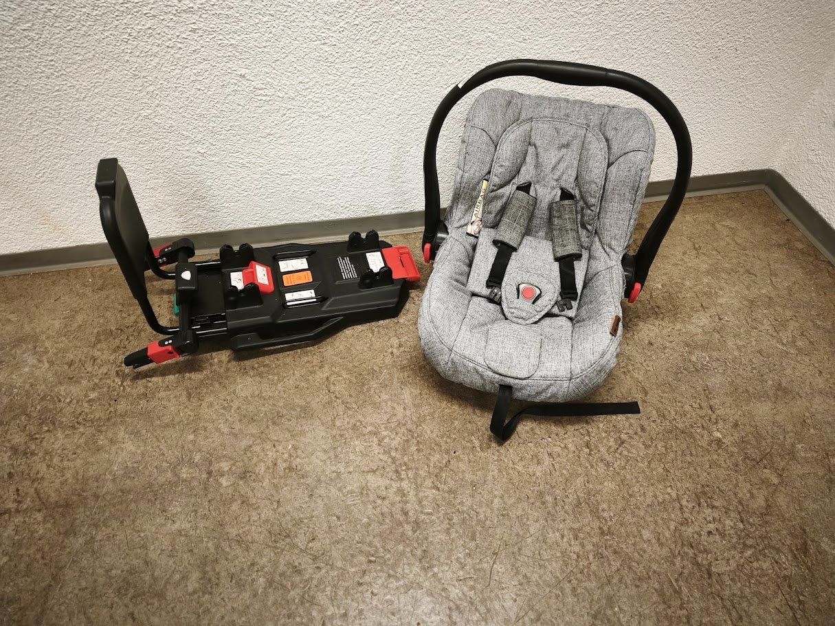 ABC Design Seggiolini per auto: ABC Design Auto Babyschale mit Basisstation Isofix – Usato da Toffen venduto da Immo-Erben 1