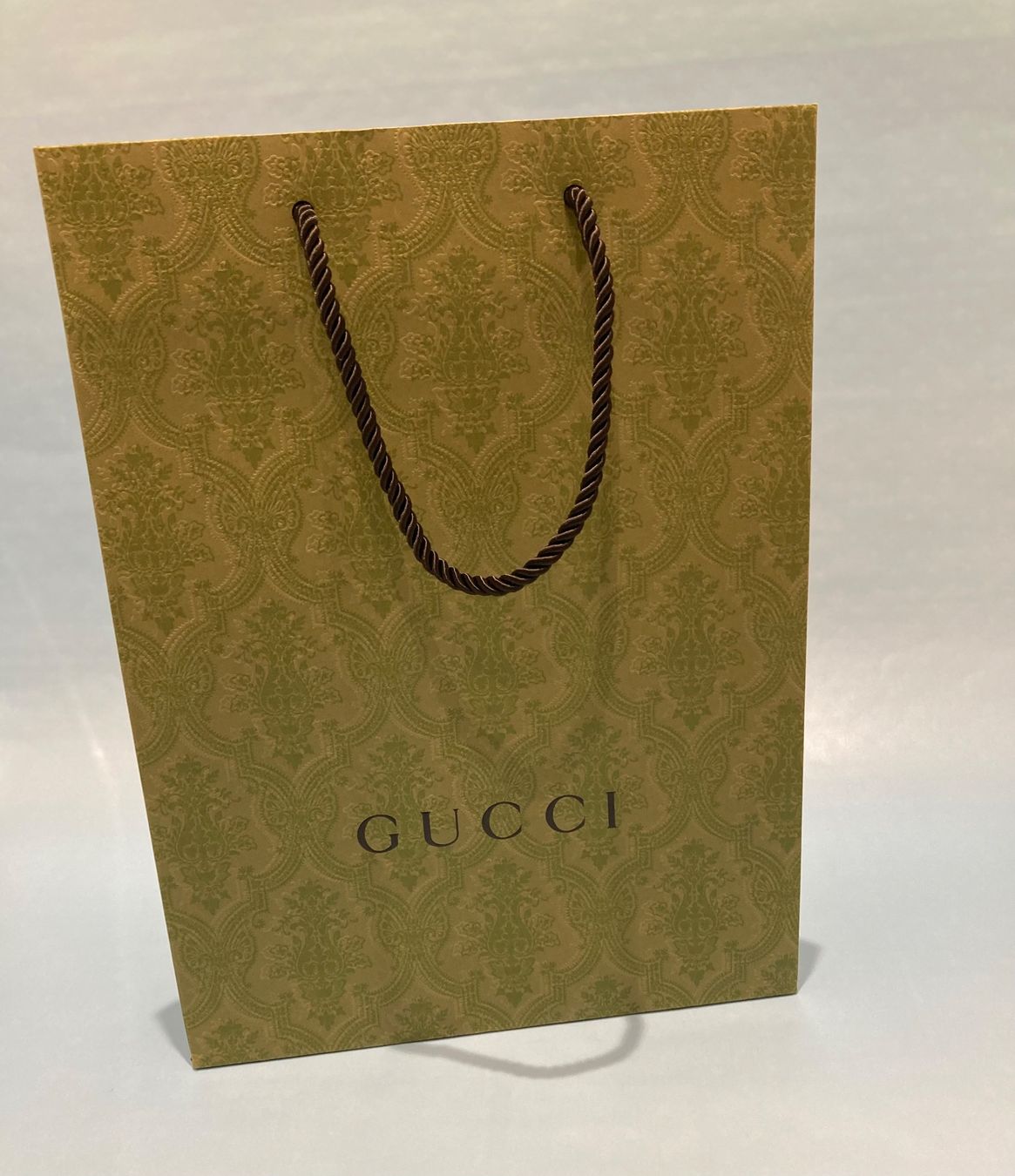 Gucci Pantaloni: Gucci pantaloni XS – Usato da Paradiso venduto da Kayakara 4