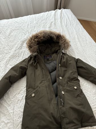 Woolrich Damen Jacke Olivgrün M