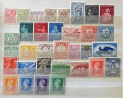 NEDERLAND: Un lot de timbres neufs */(*), 2 photos