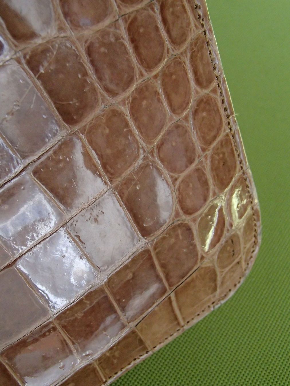 Taschen für Damen: hellbraune Vintage Krokotasche – Gebraucht aus Schöfflisdorf von pullux 3