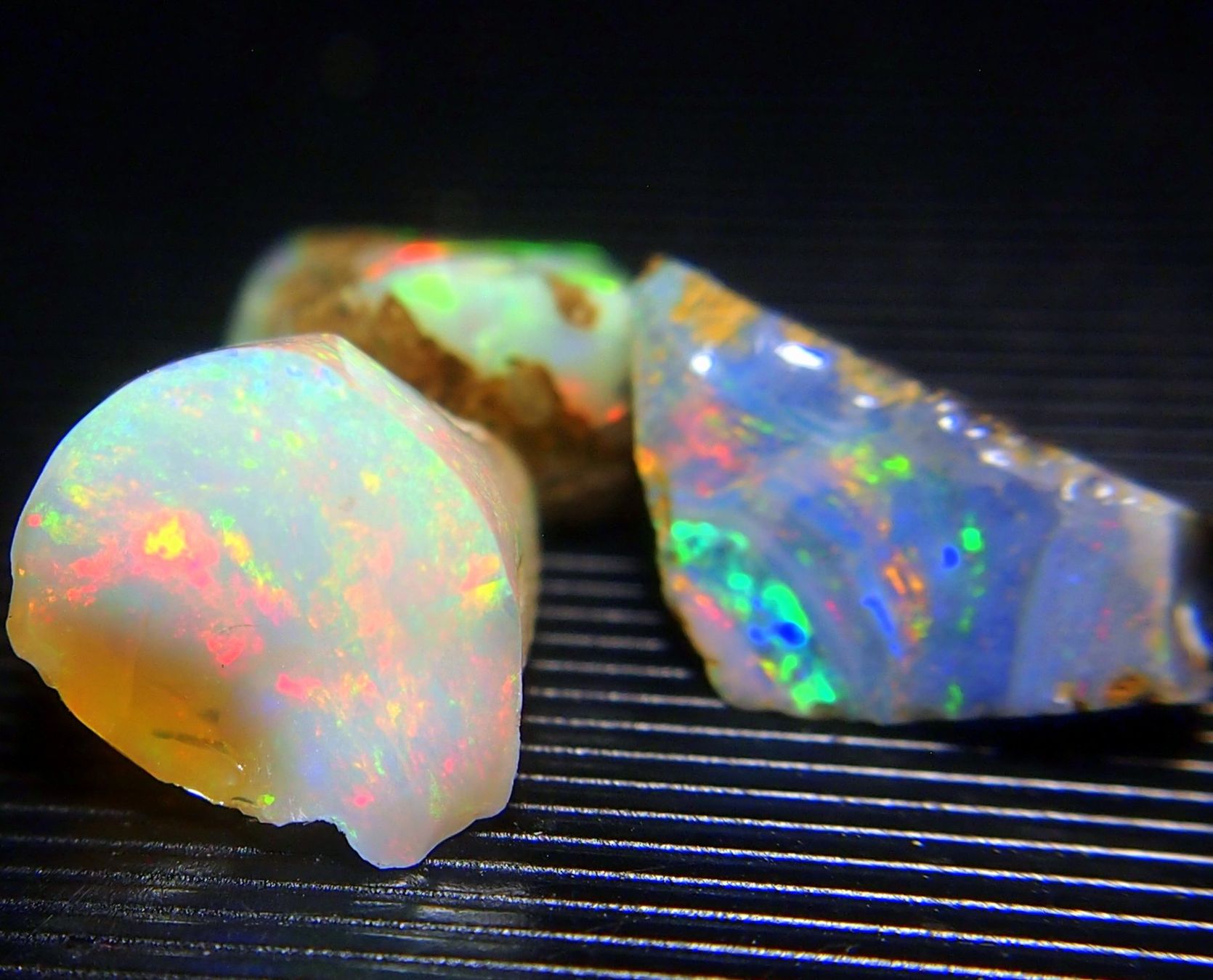 Pietre preziose: 6 rohe Feueropale multicolor, 17 crt. – Nuovo e nell'imballaggio originale da Reinach BL venduto da Marcopal 6