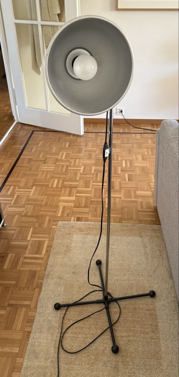 Lampade: Stehlampe Industrial-Style – Usato da Zürich venduto da RolloTheCat 1