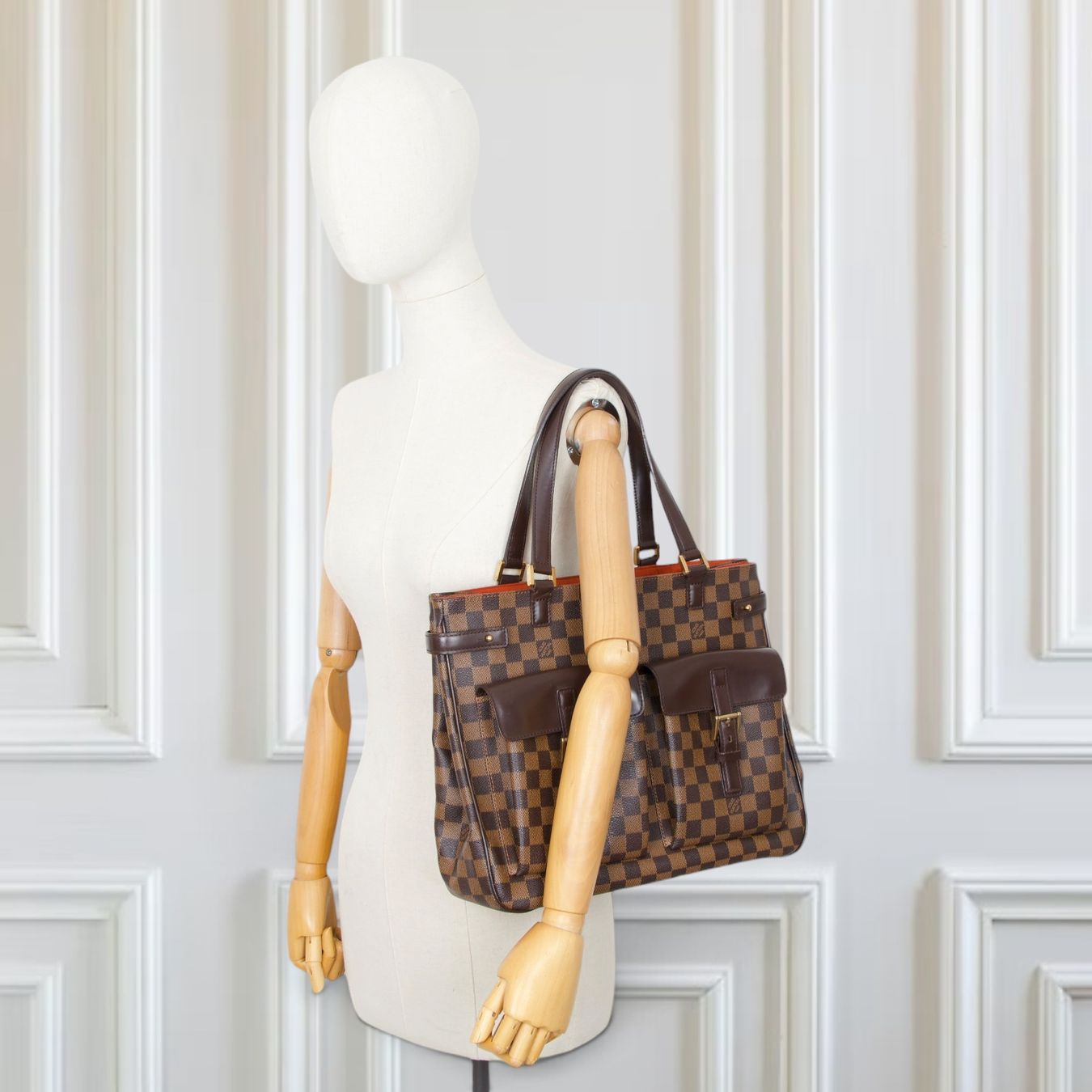 Louis Vuitton Borse da donna: Louis Vuitton Uzes Damier ebène – Usato da Binningen venduto da Designerlabels 1