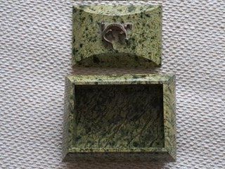 Pietre preziose: schöne MALACHIT-STEIN-SCHATULLE  mit Salamander Knauf – Nuovo (secondo la descrizione) da Neuhausen am Rheinfall venduto da mariess 2
