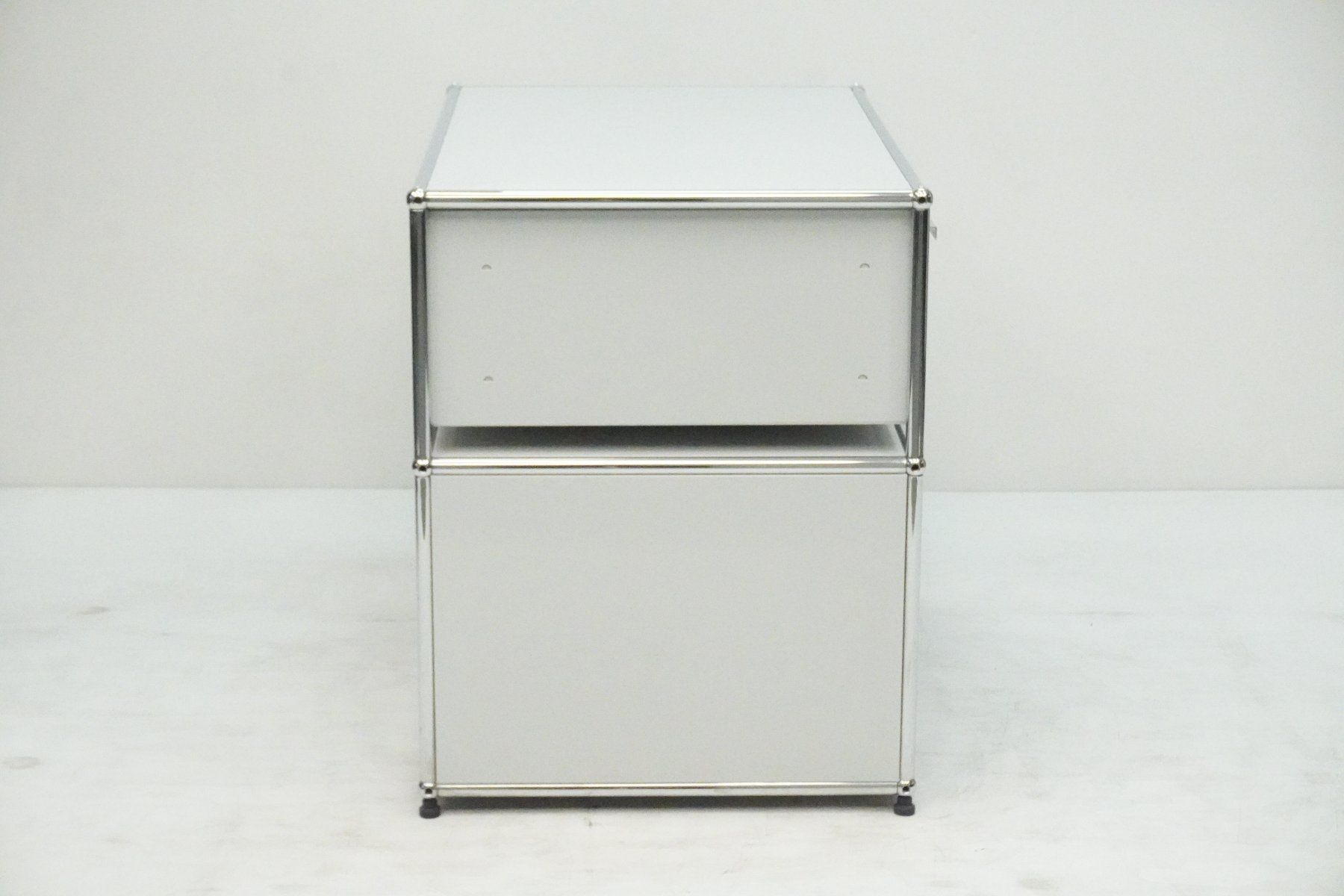 USM Regale: USM Regal lichtgrau 1x2 Sideboard Designklassiker – Gebraucht aus Bad Zurzach von QLASSIQ 5