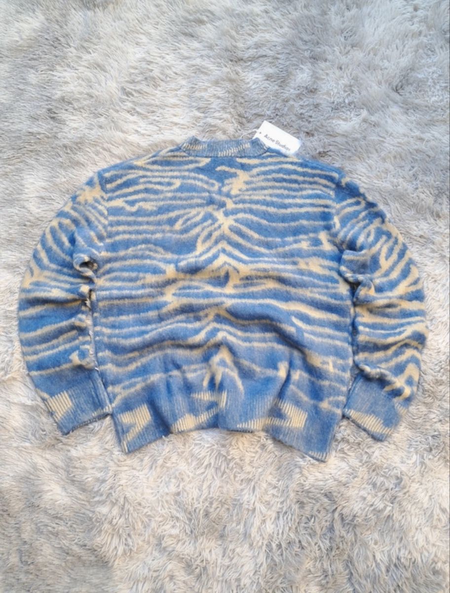 Acne Studios Pulls & Sweat-shirts: Acne Studio wool sweater – Neuf avec emballage d'origine à Plan-Les-Ouates par Loved_Panda_Clothing 1