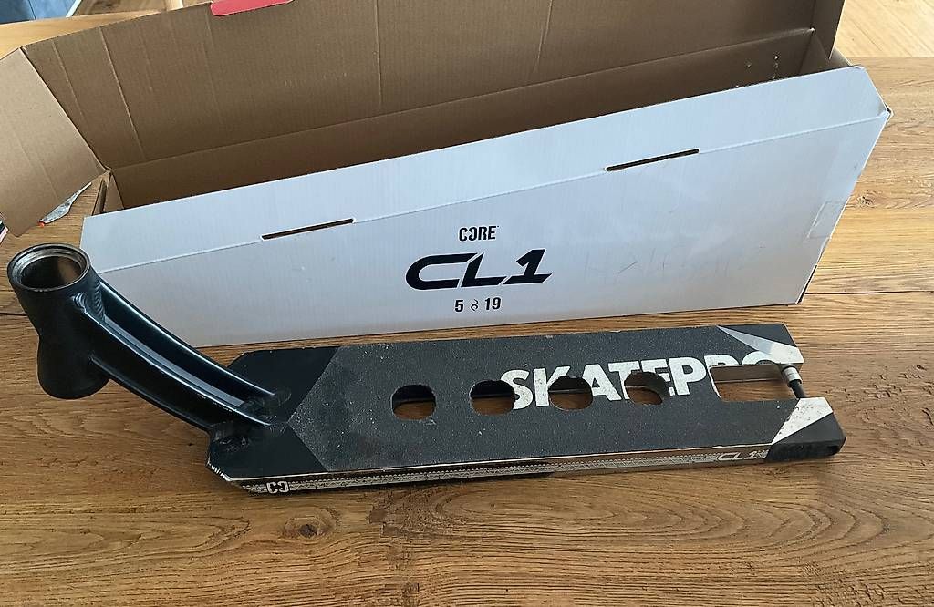 Kickboard: CL1 Stunt Scooter Deck – Gebraucht aus Urnäsch von .ALJ.