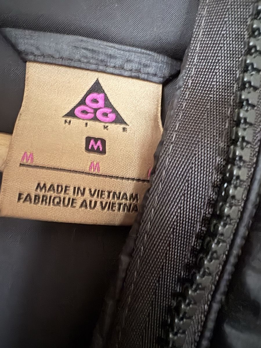 Nike Jacken: ACG Jacke (m) – Gebraucht aus Luzern von Mallku 2